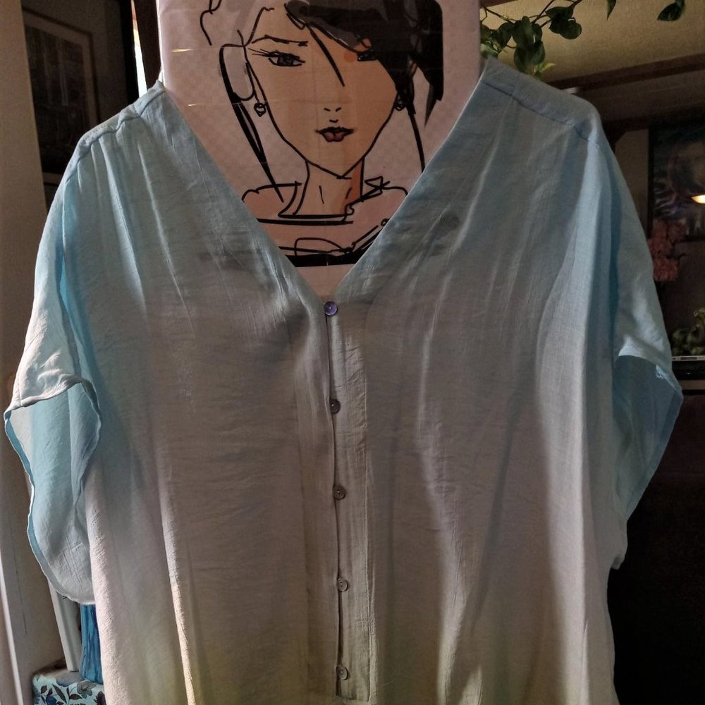 gently used, A cool multi fade layer top by Zac & Rachel